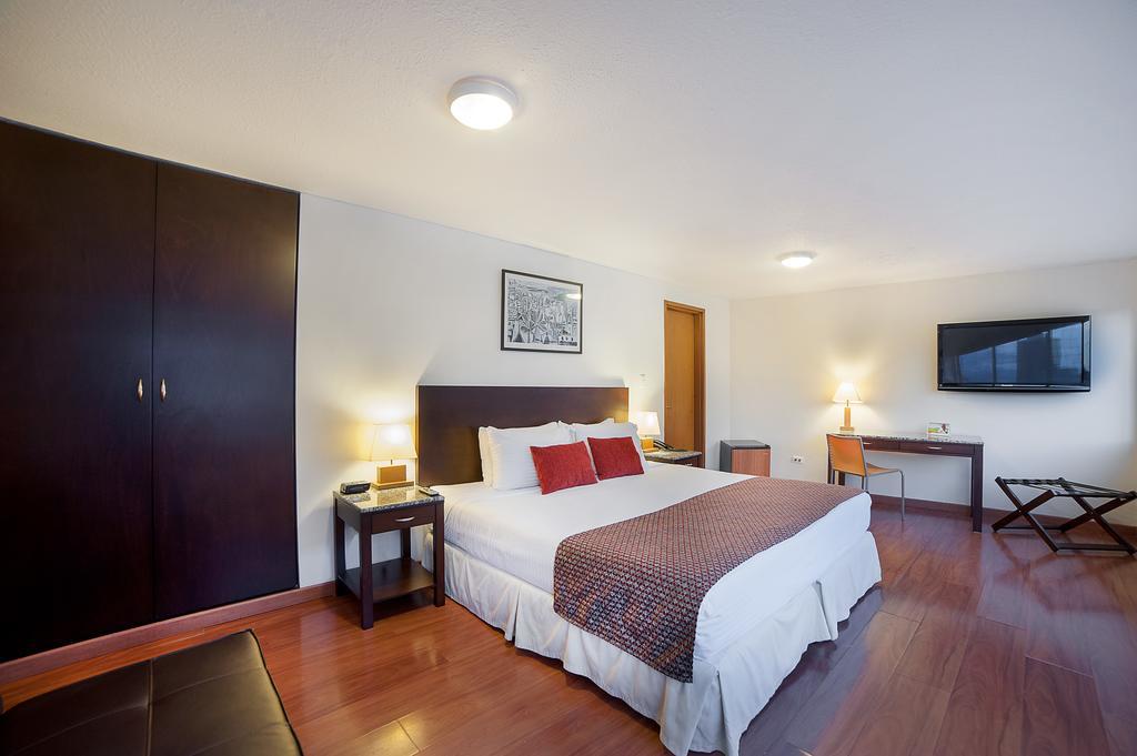 Hotel Oceanía