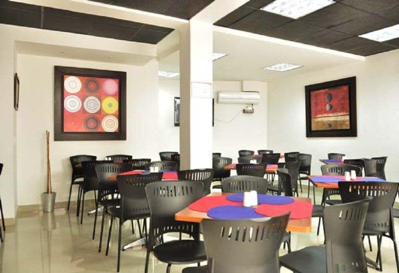 Innova Centro Internacional 3*