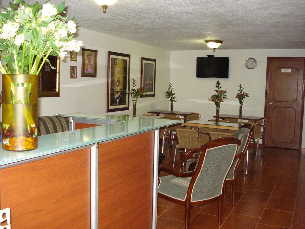 Casa Real 2*