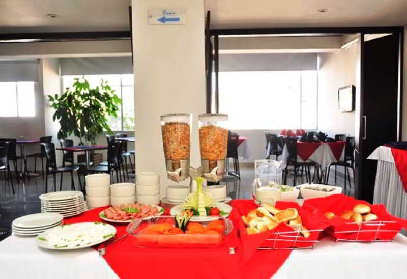 Innova Centro Internacional Hotel 3*