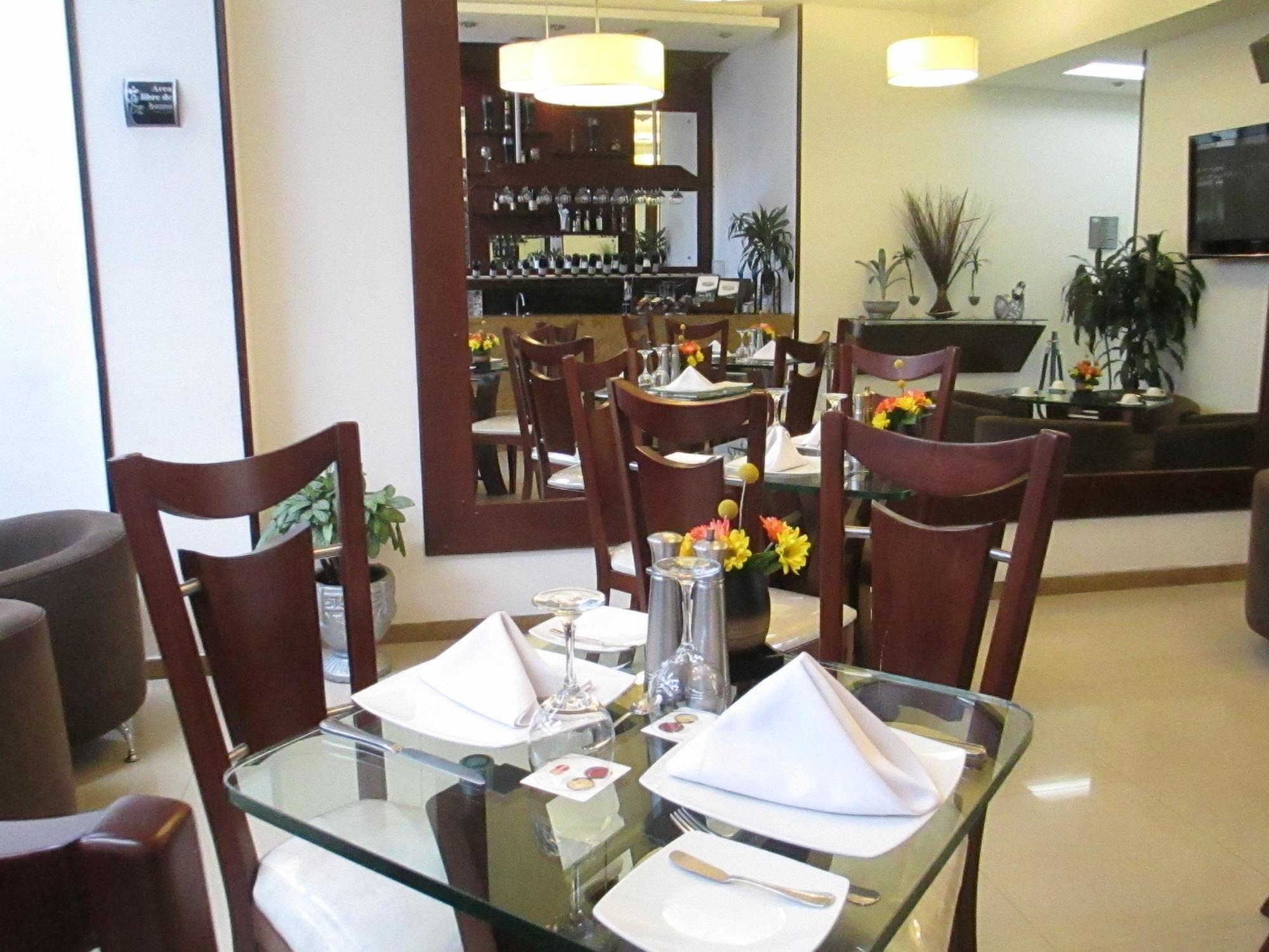 Platinum Hotel
