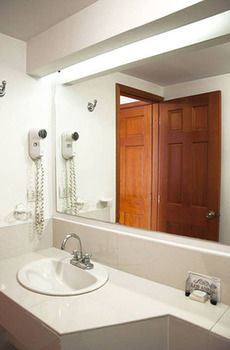 Apartahotel Andes 3*