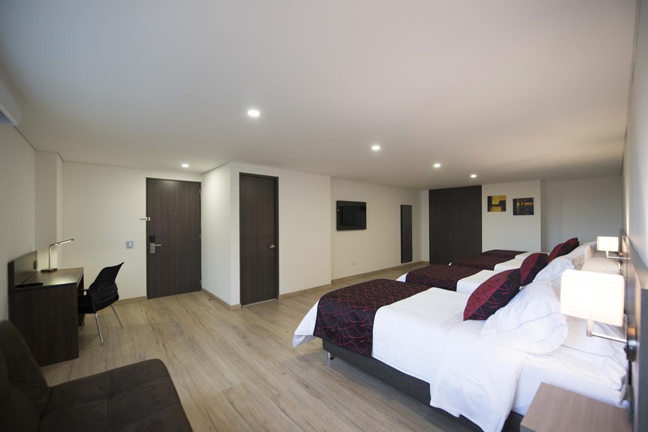 Grand Plaza Corferias 4*