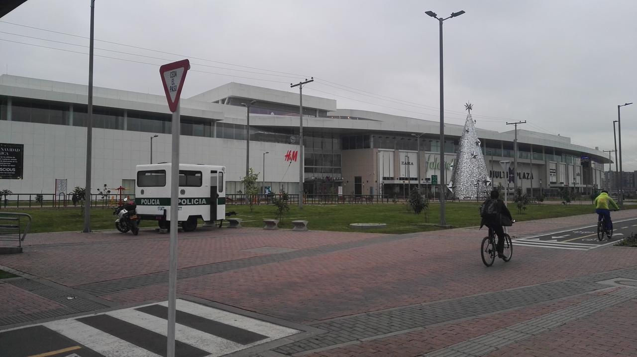 La Felicidad: El Bosque Bogotá