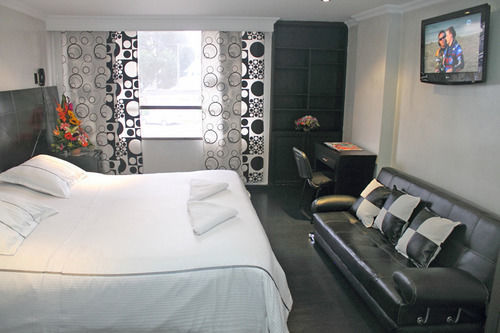 Hotel Ejecutivo Av La Esperanza 3*