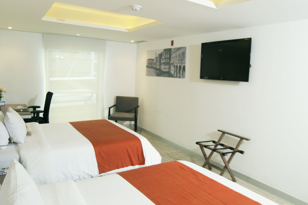 Shg 100 Design Hotel