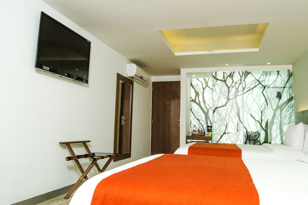 Shg 100 Design Hotel 4*