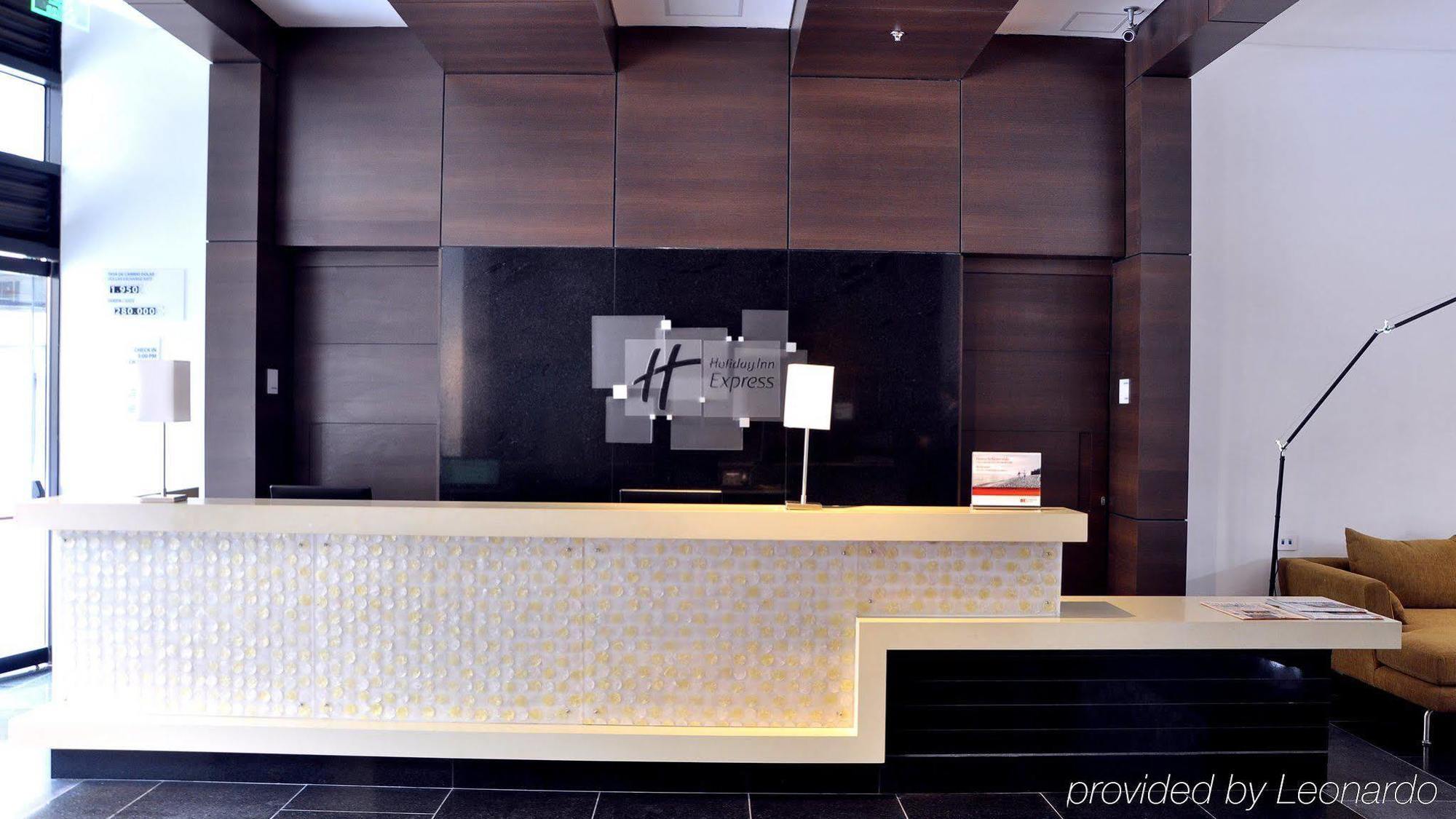 Express&suites Zona Financiera, An Ihg Hotel 4*