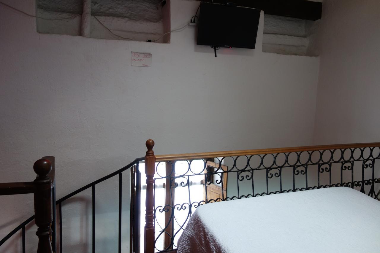 Casa Bellavista Hostal *