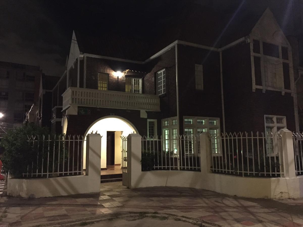 Hostal Hobu *