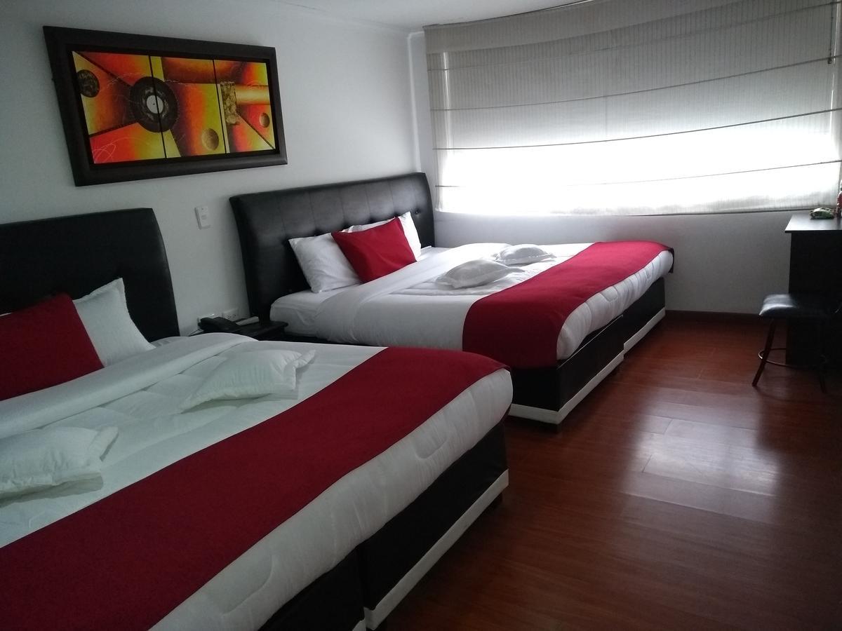 Feria Nova Hotel 2*