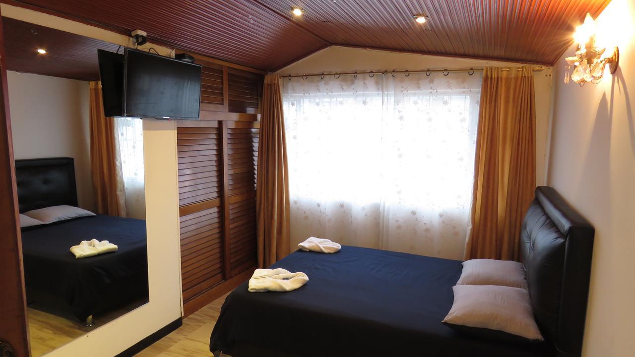 Hotel Palma De La Sabana