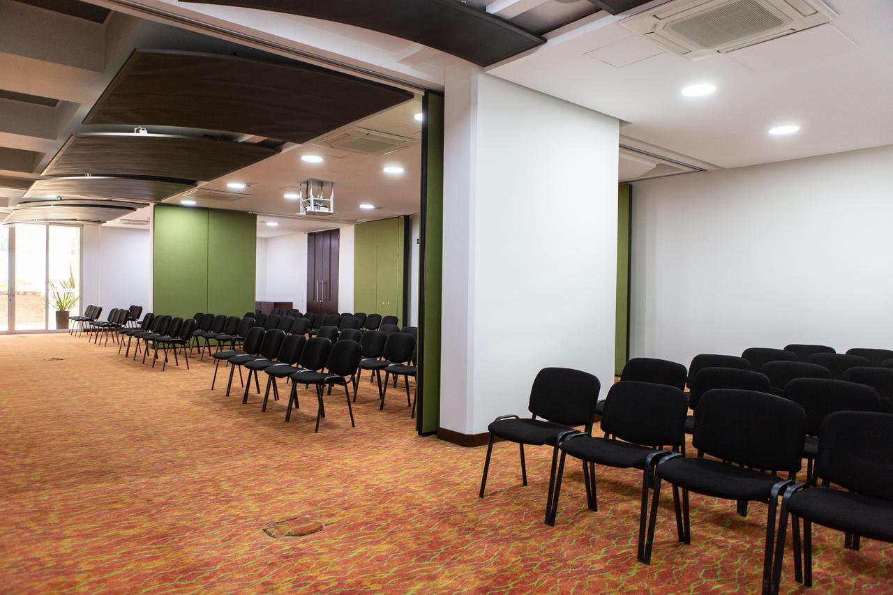 Western 93 Park Hotel 5*