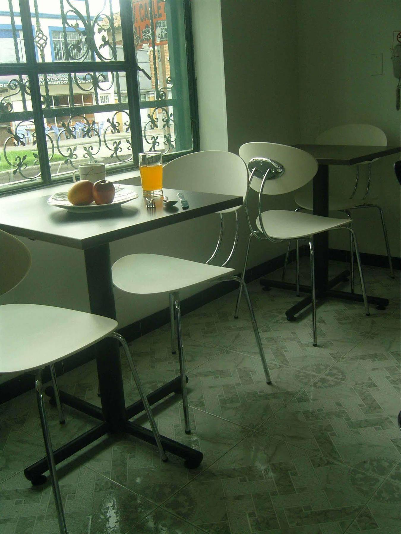 Ayenda Palermo Plaza 4*