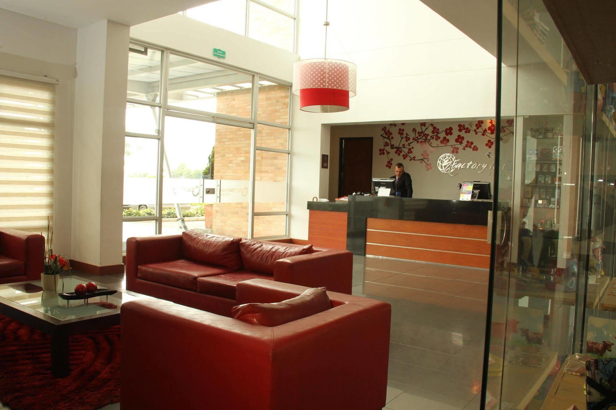 Hotel Factory 4*