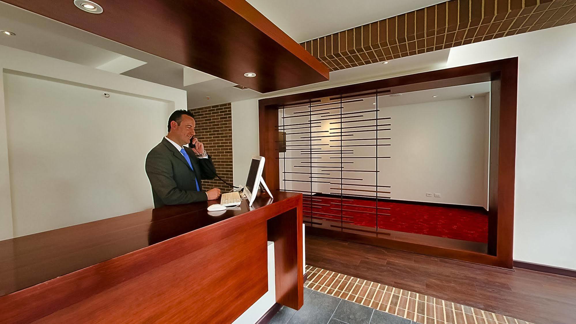 Az Hotel Bogotá