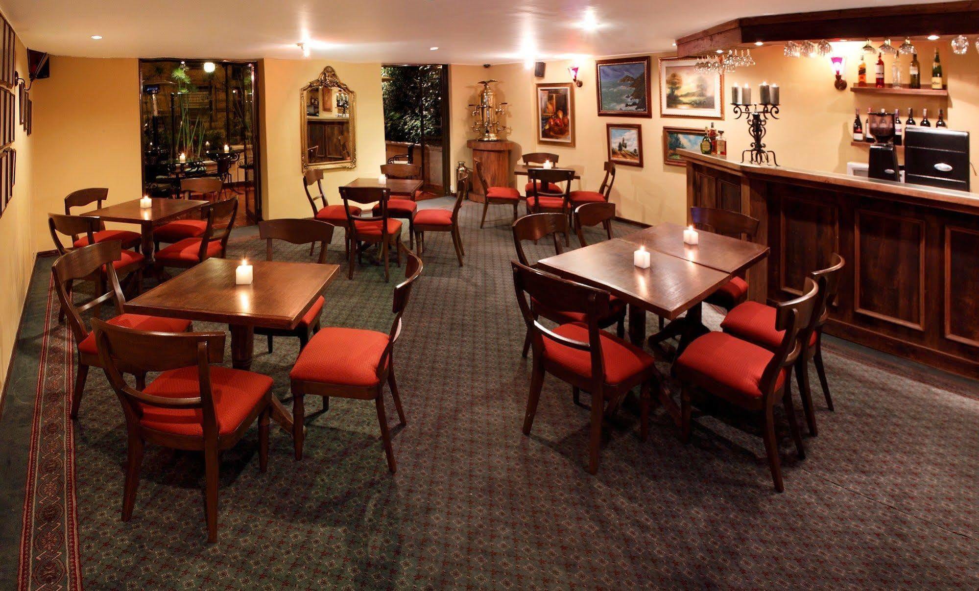 Estelar Jones Hotel 4*