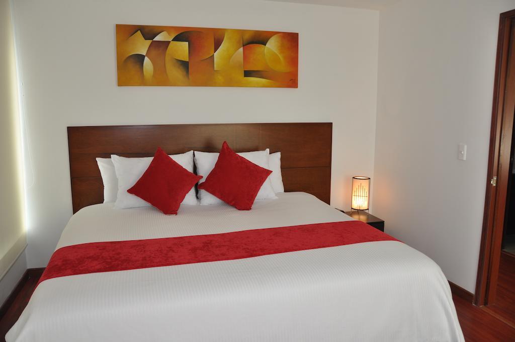 Apartasuites Plaza Modelia Bogotá