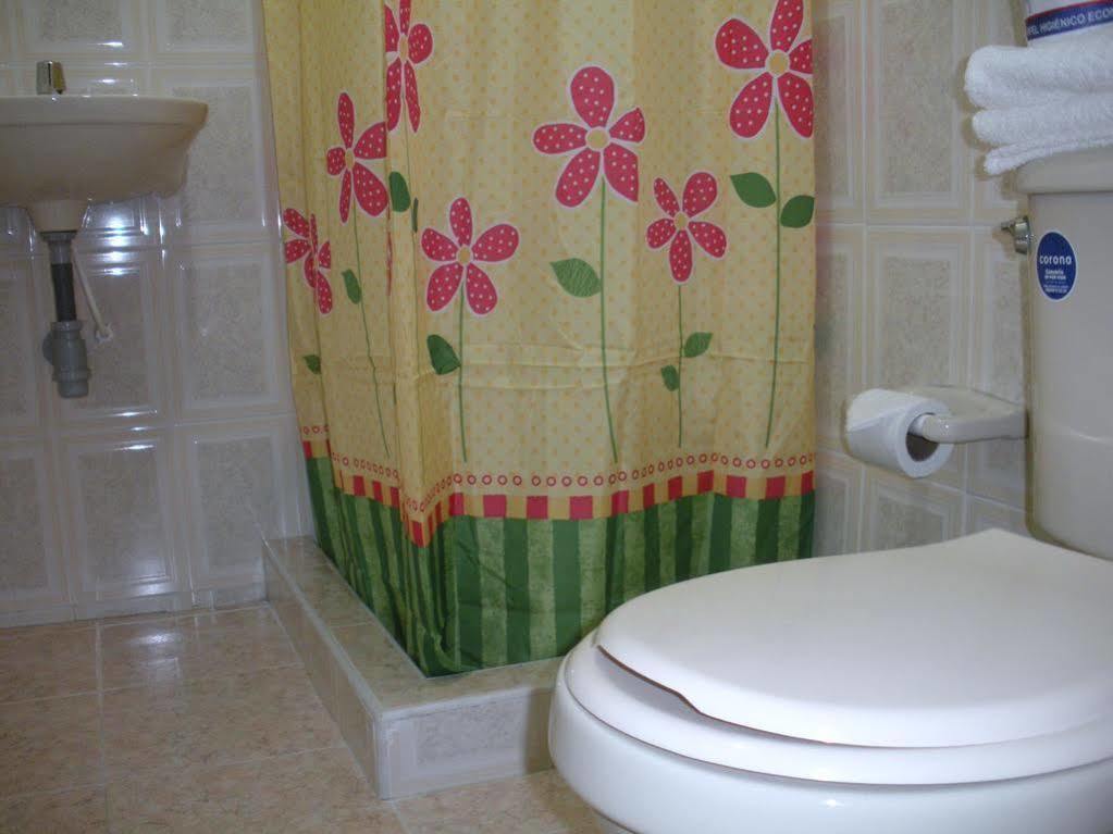 Hotel Casa Sarita 2*