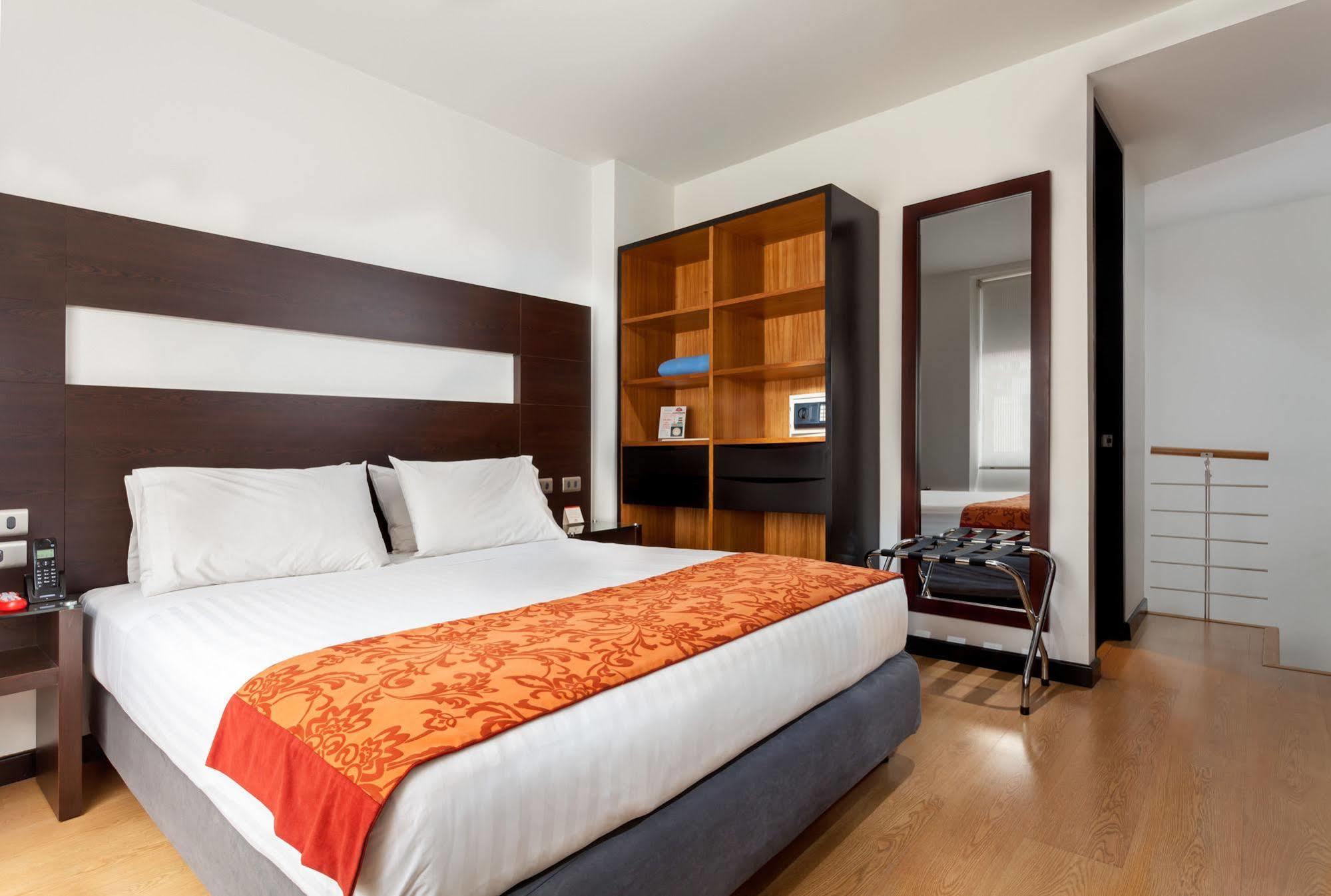 Hotel Continental Bluedoors Bogotá
