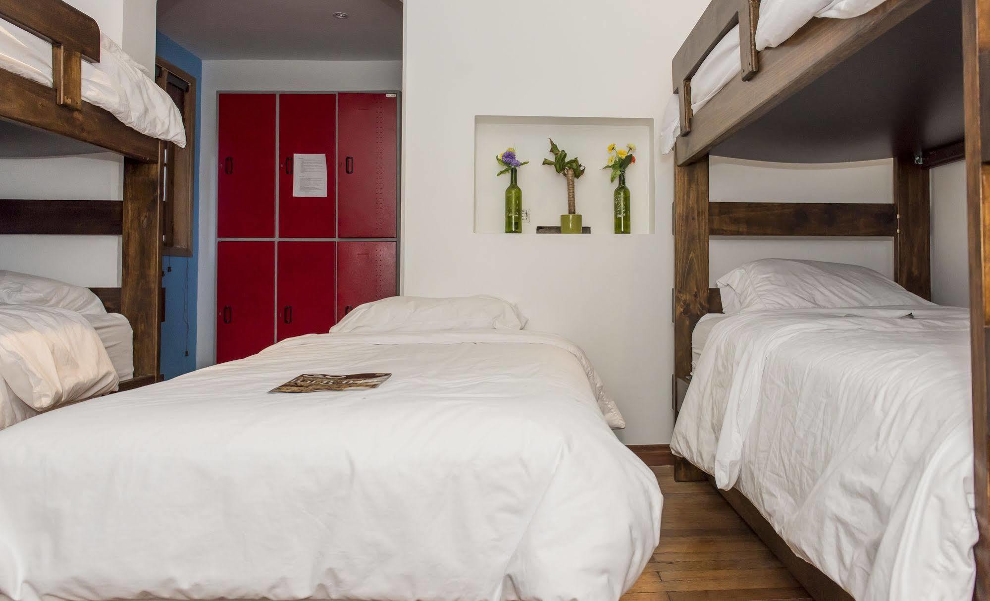Pensión Mi Llave Hostels