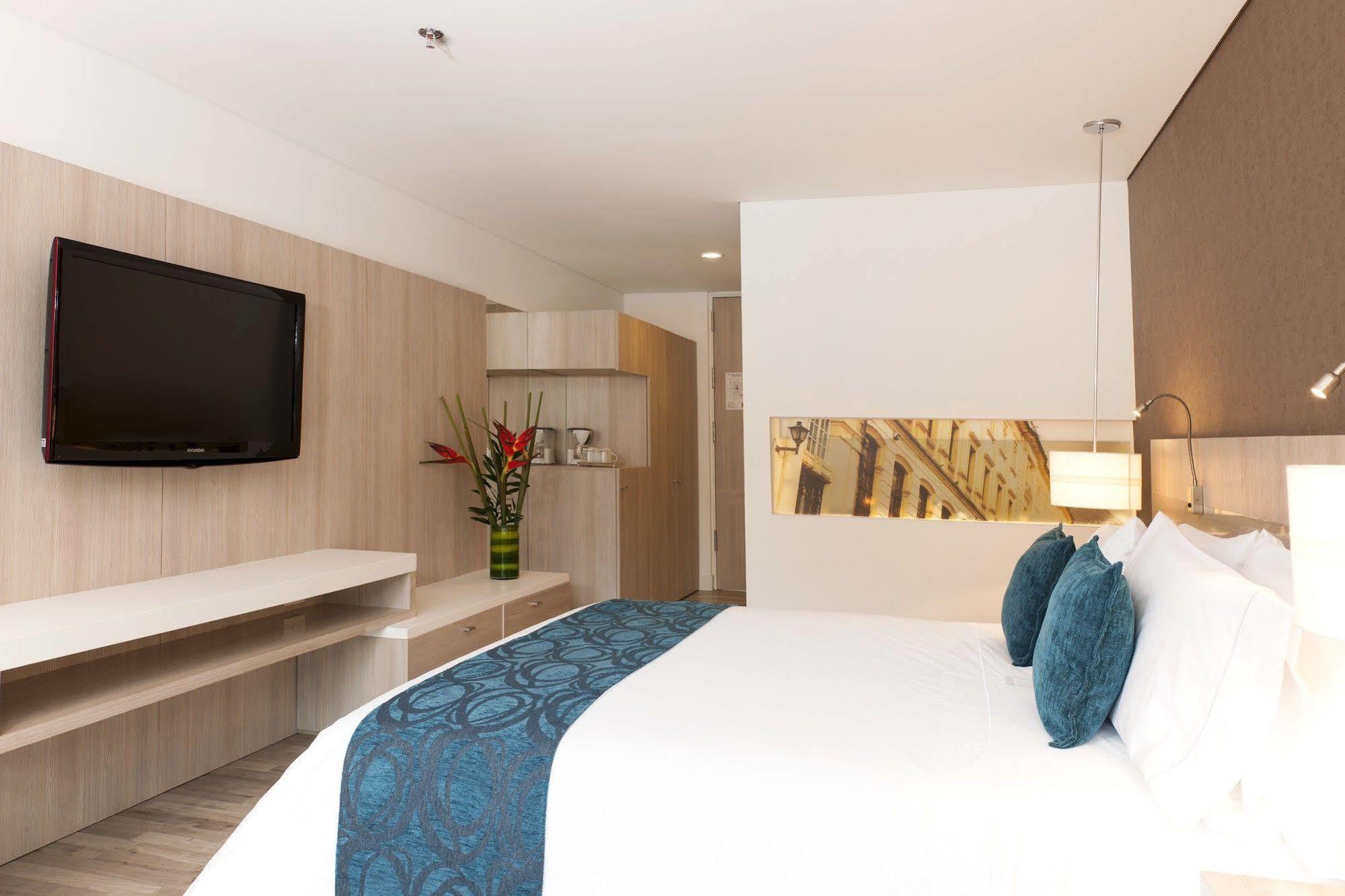 Bh Bicentenario 4*