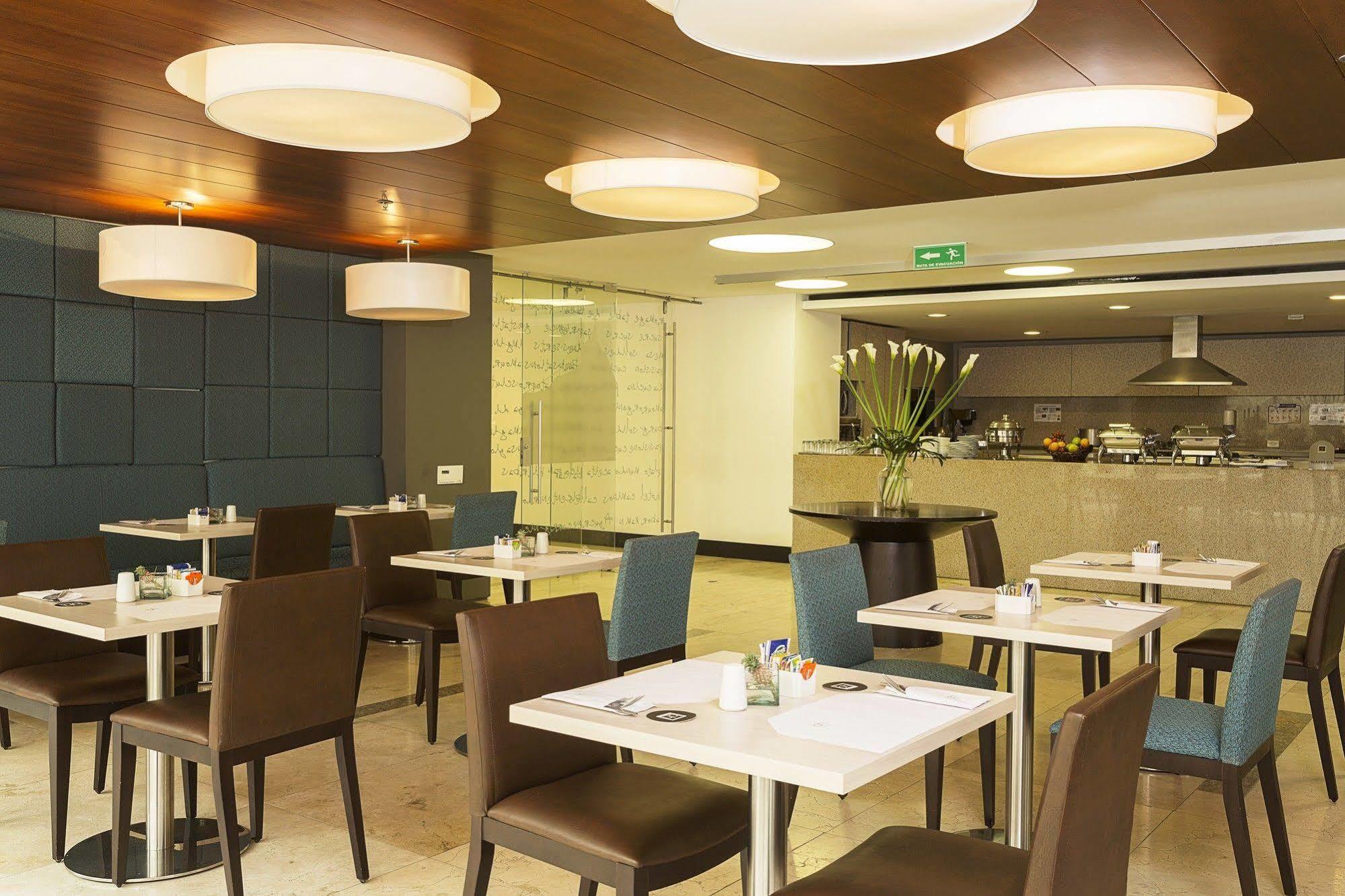 Bh Bicentenario Hotel