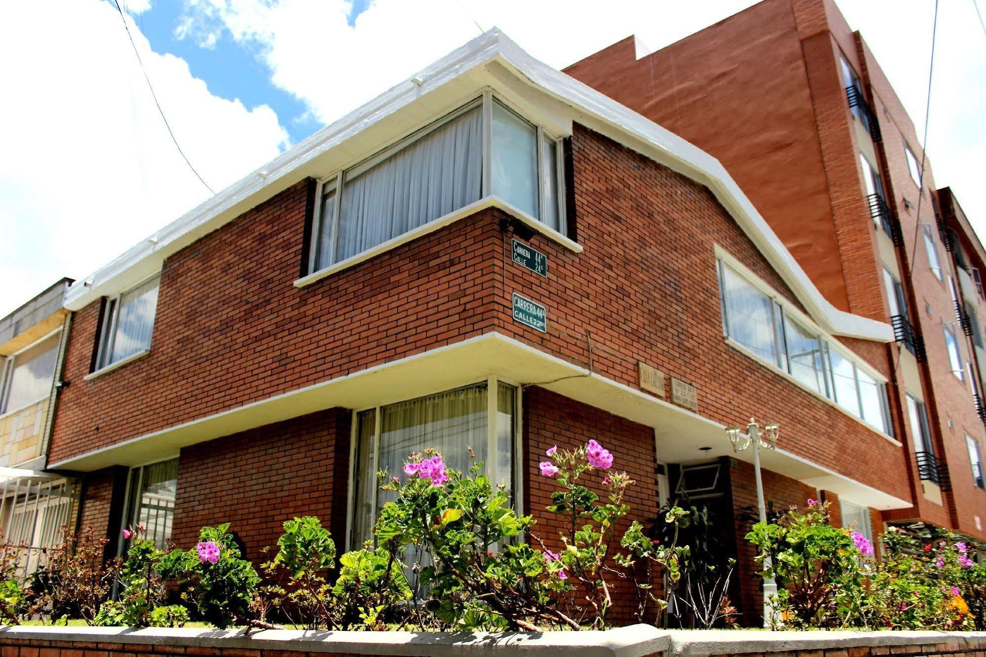 Casa Lozano Bed and breakfast