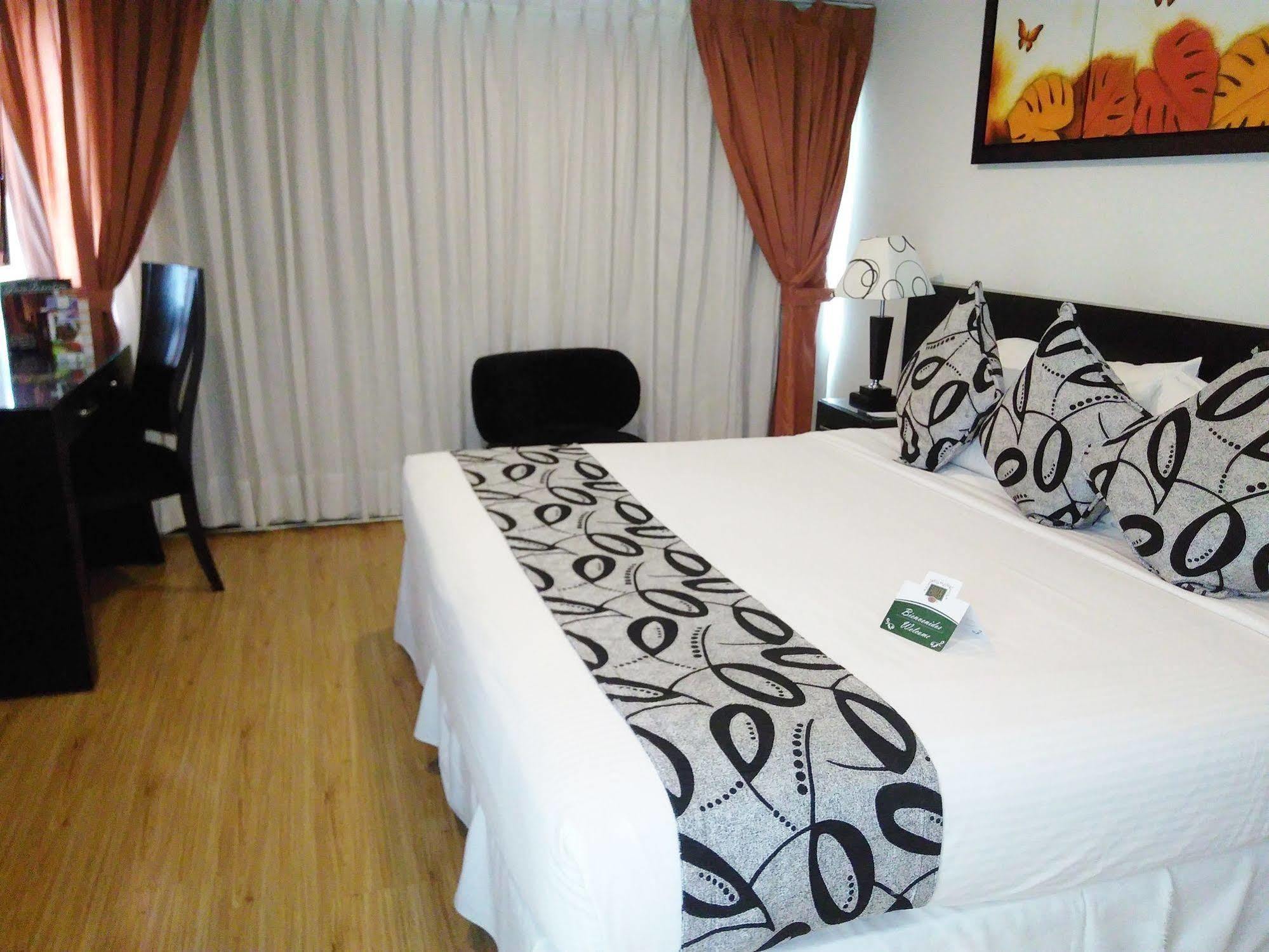 Hotel Platinum
