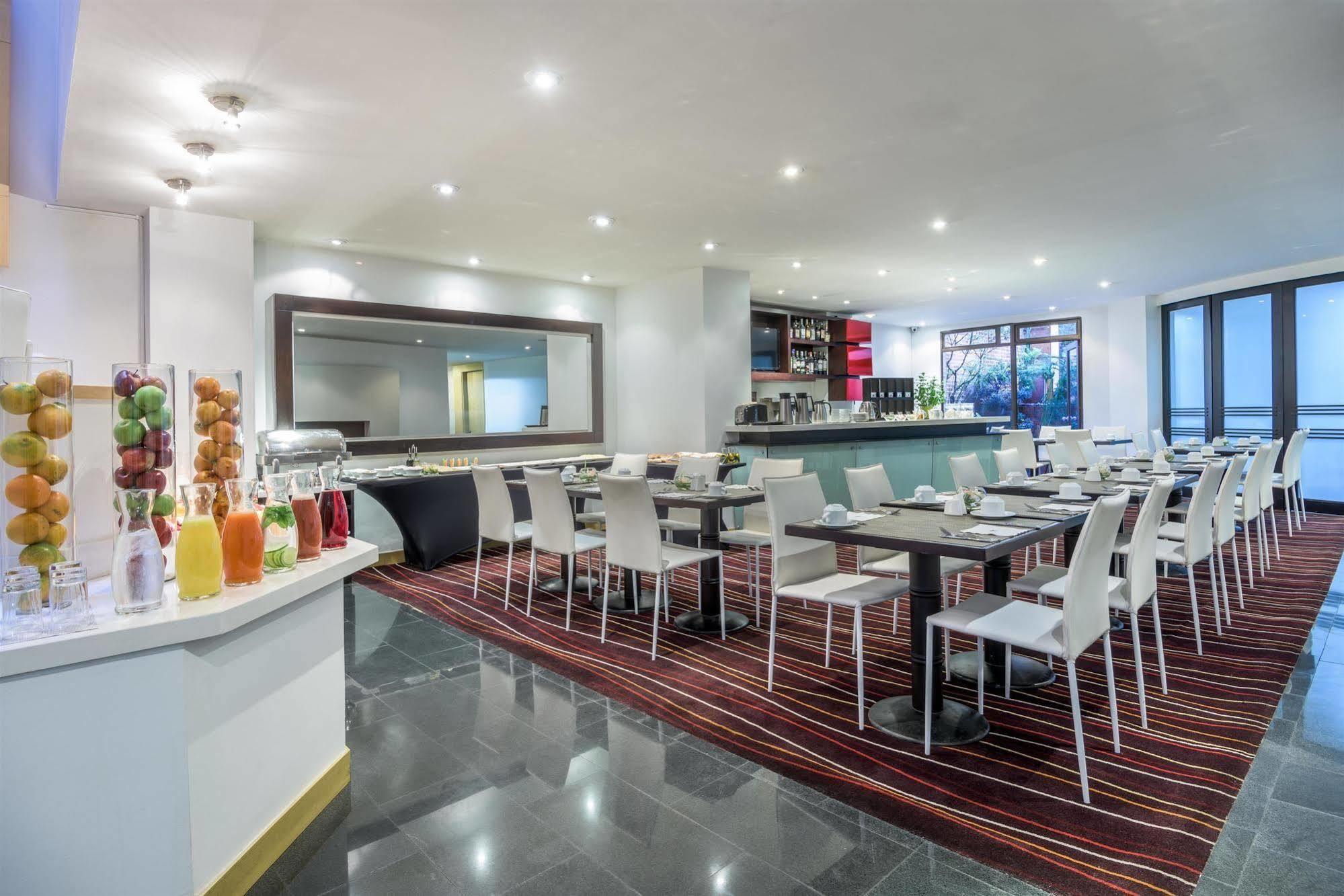 Nh Boheme Royal Hotel 4*