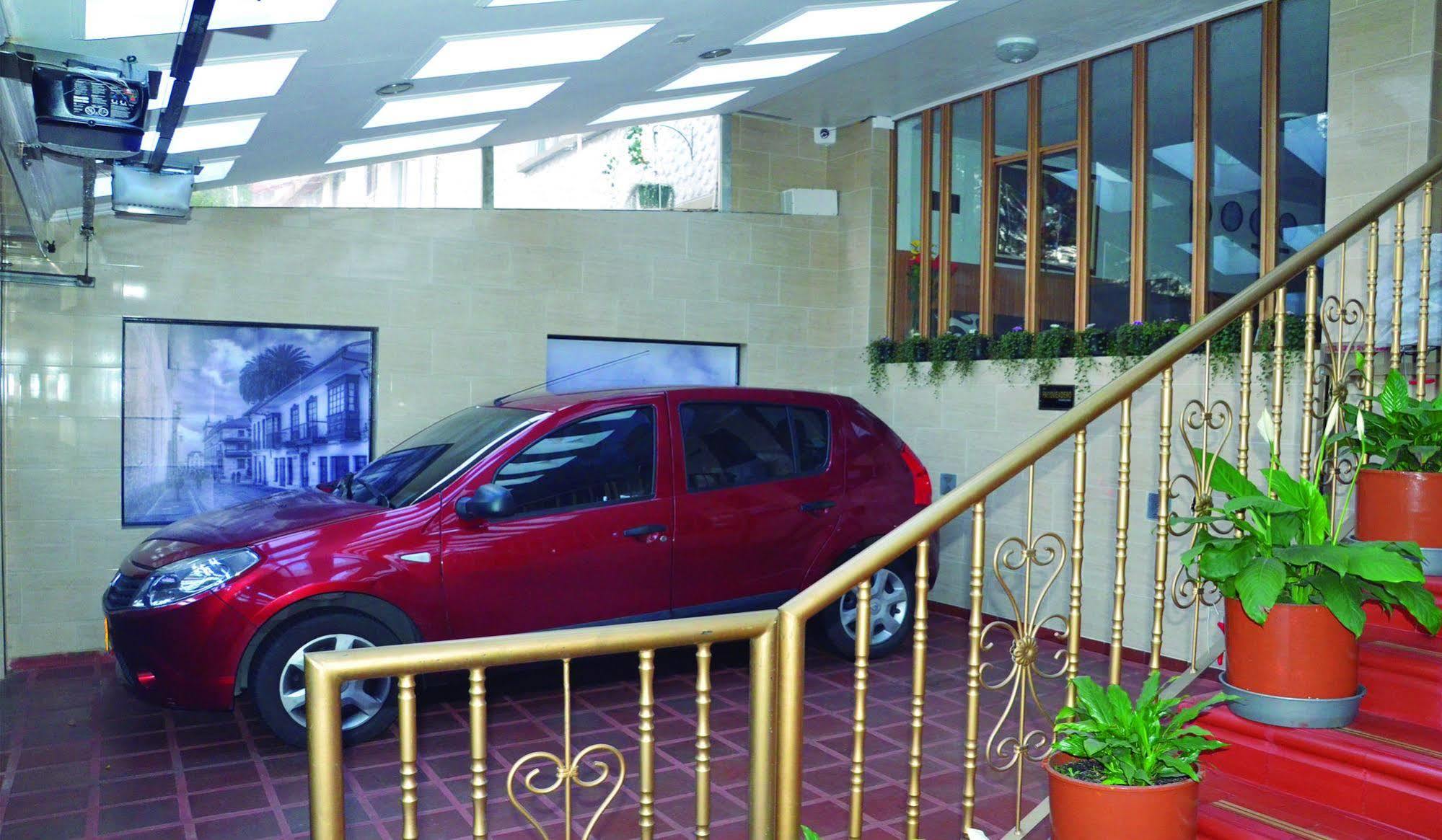 Rivera Deluxe Hotel
