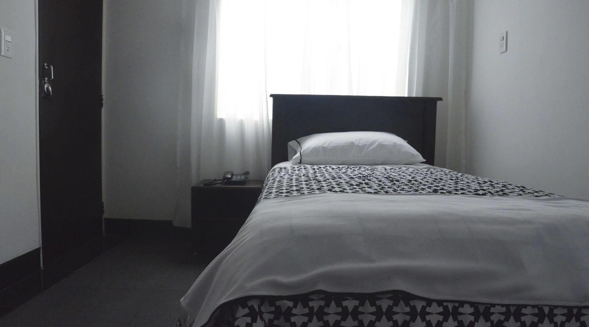 Rivera Deluxe Hotel 3*