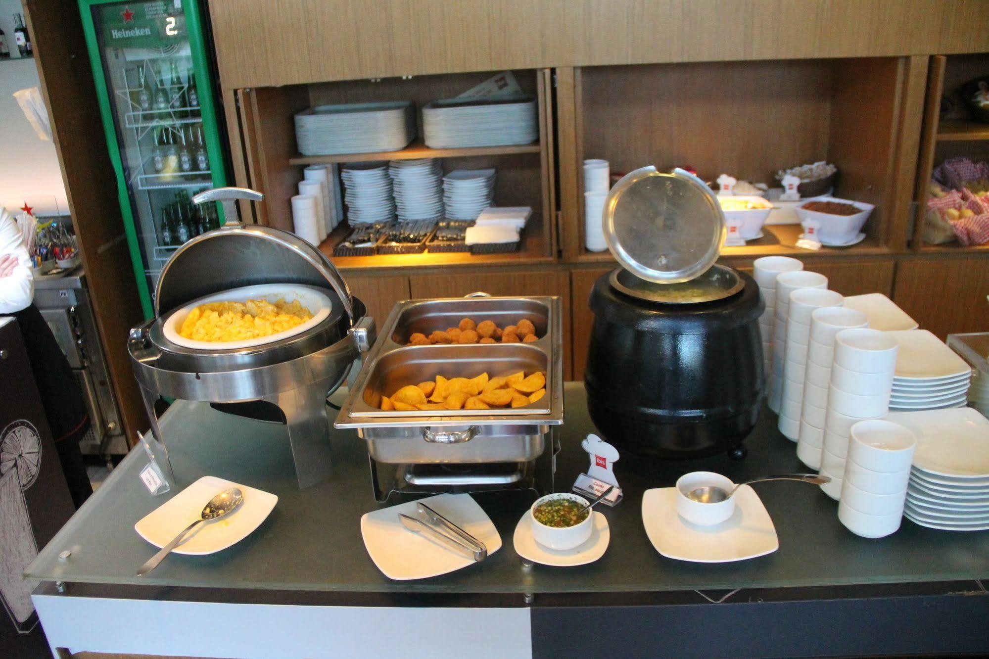 Ibis Museo Hotel 3*