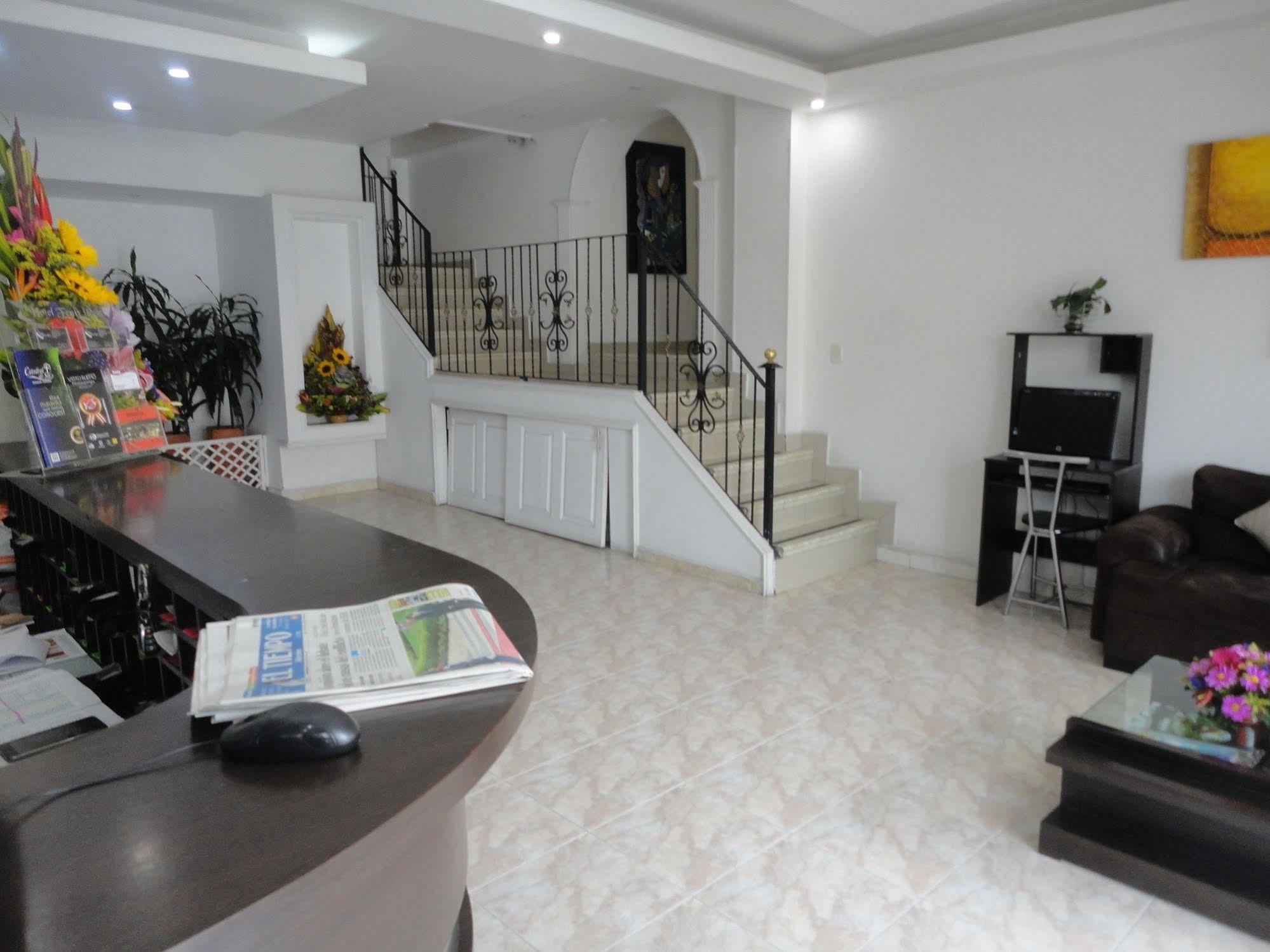 Hotel Fenix Real