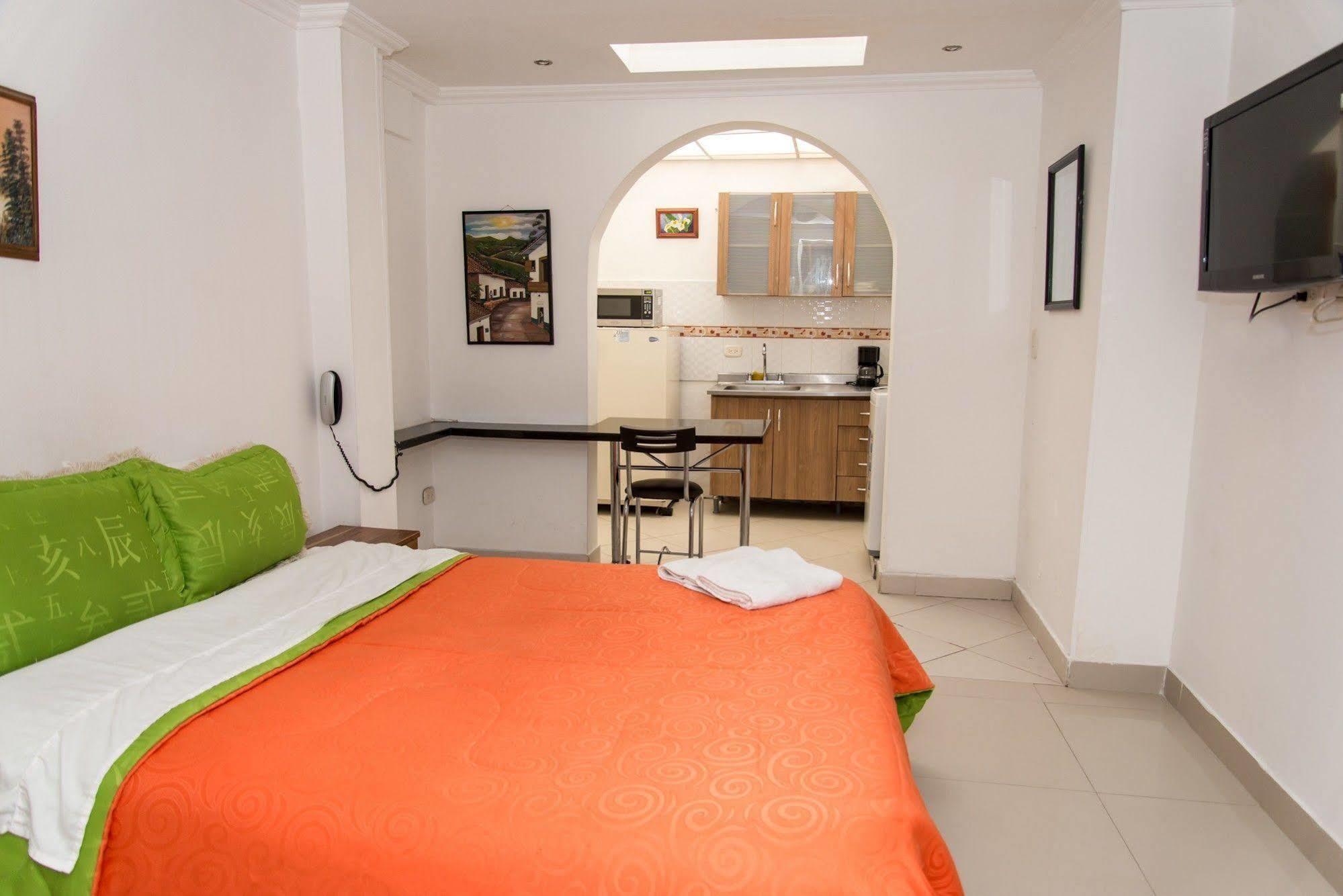 Hotel Fenix Real