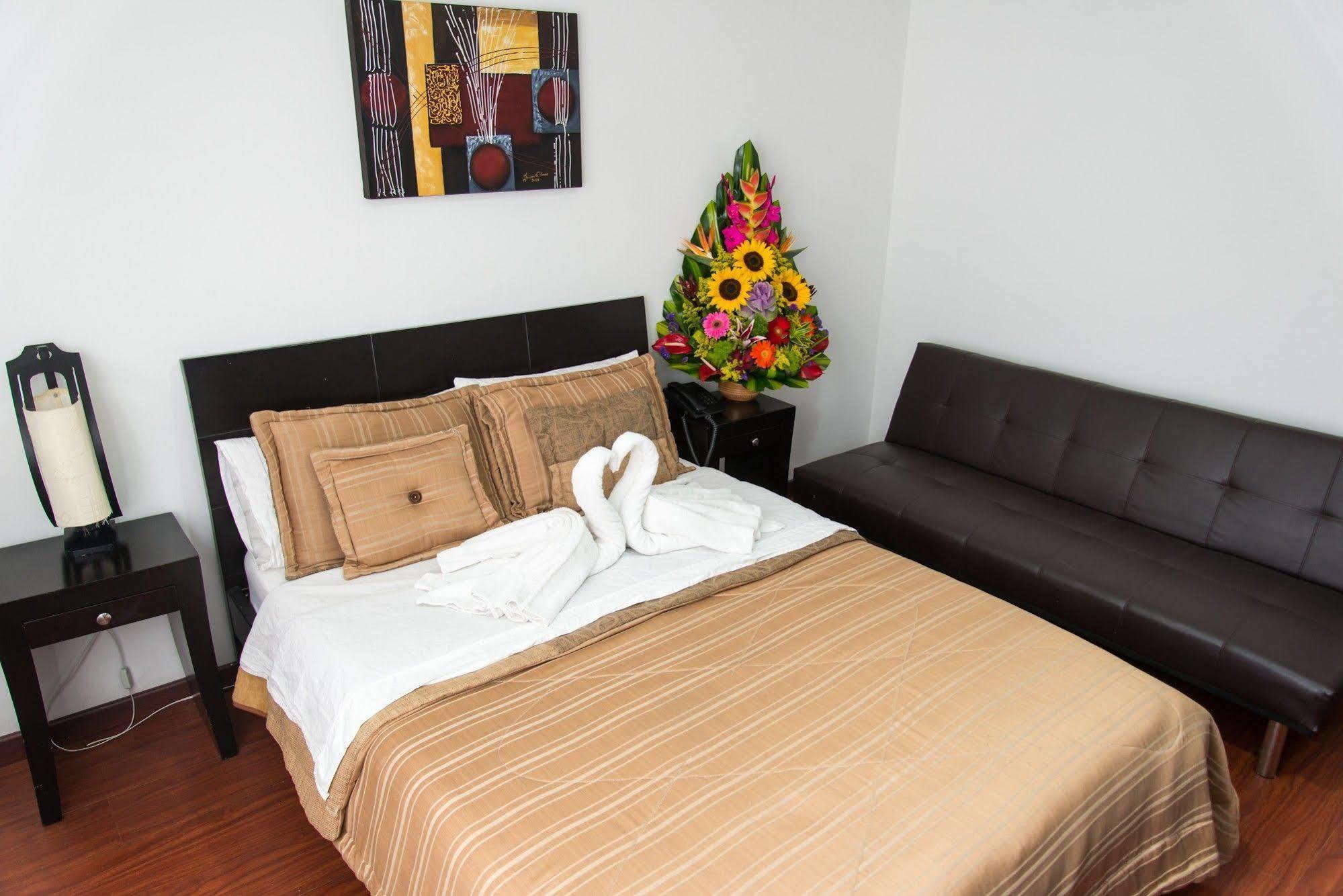 Hotel Fenix Real