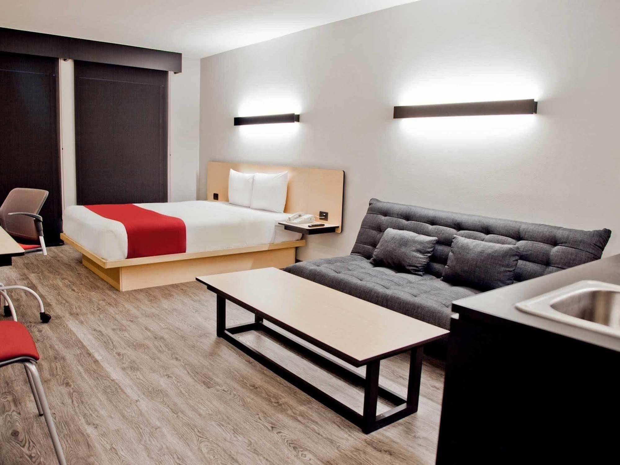 Express By Marriott Aeropuerto Bogota
