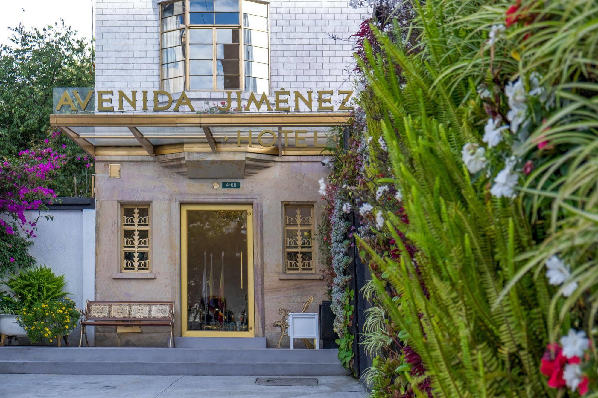 Avenida Jimenez Hotel 4*