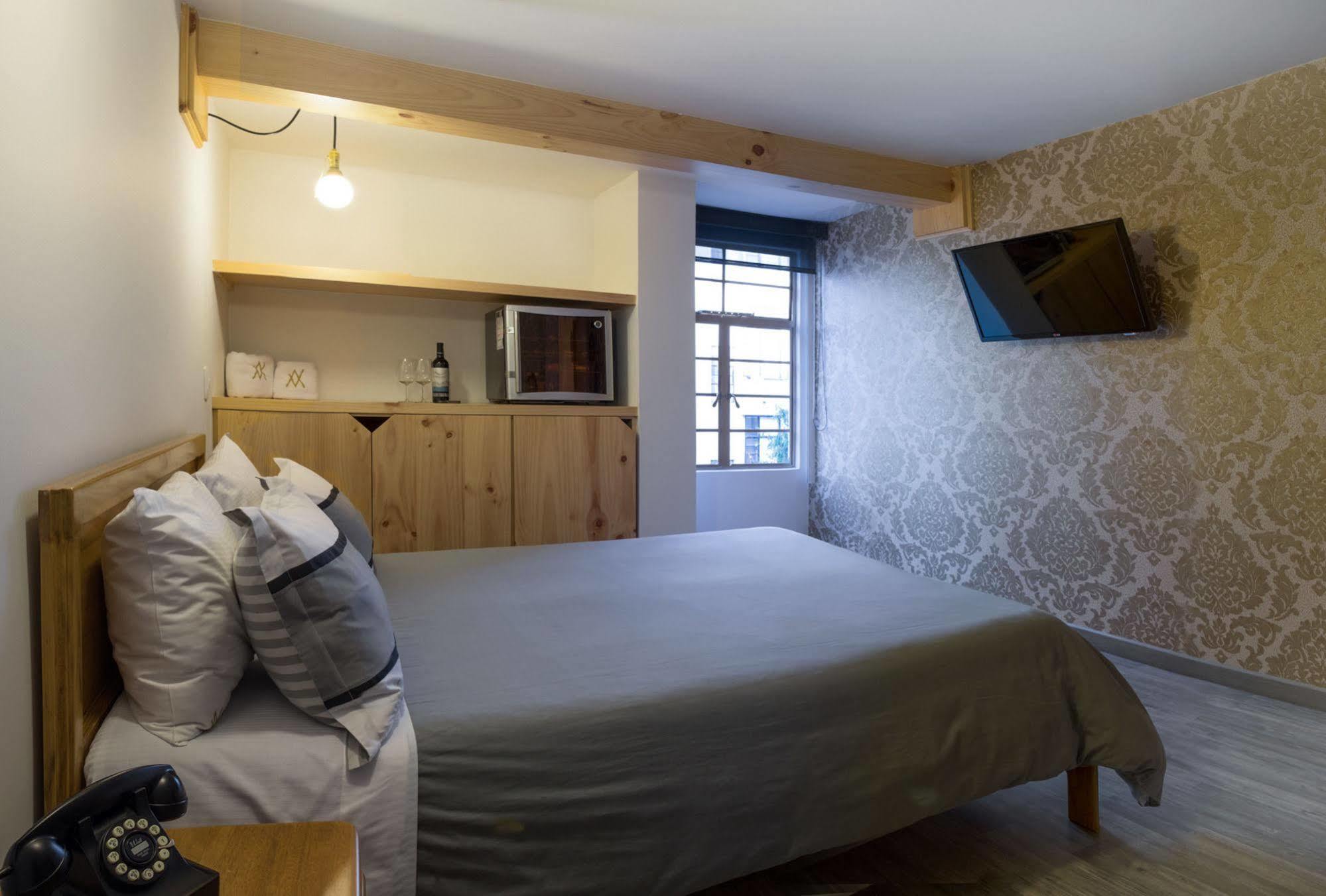 Avenida Jimenez 4*