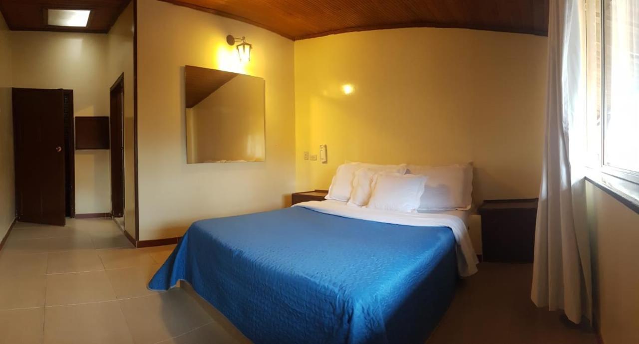 Hotel La Estancia *