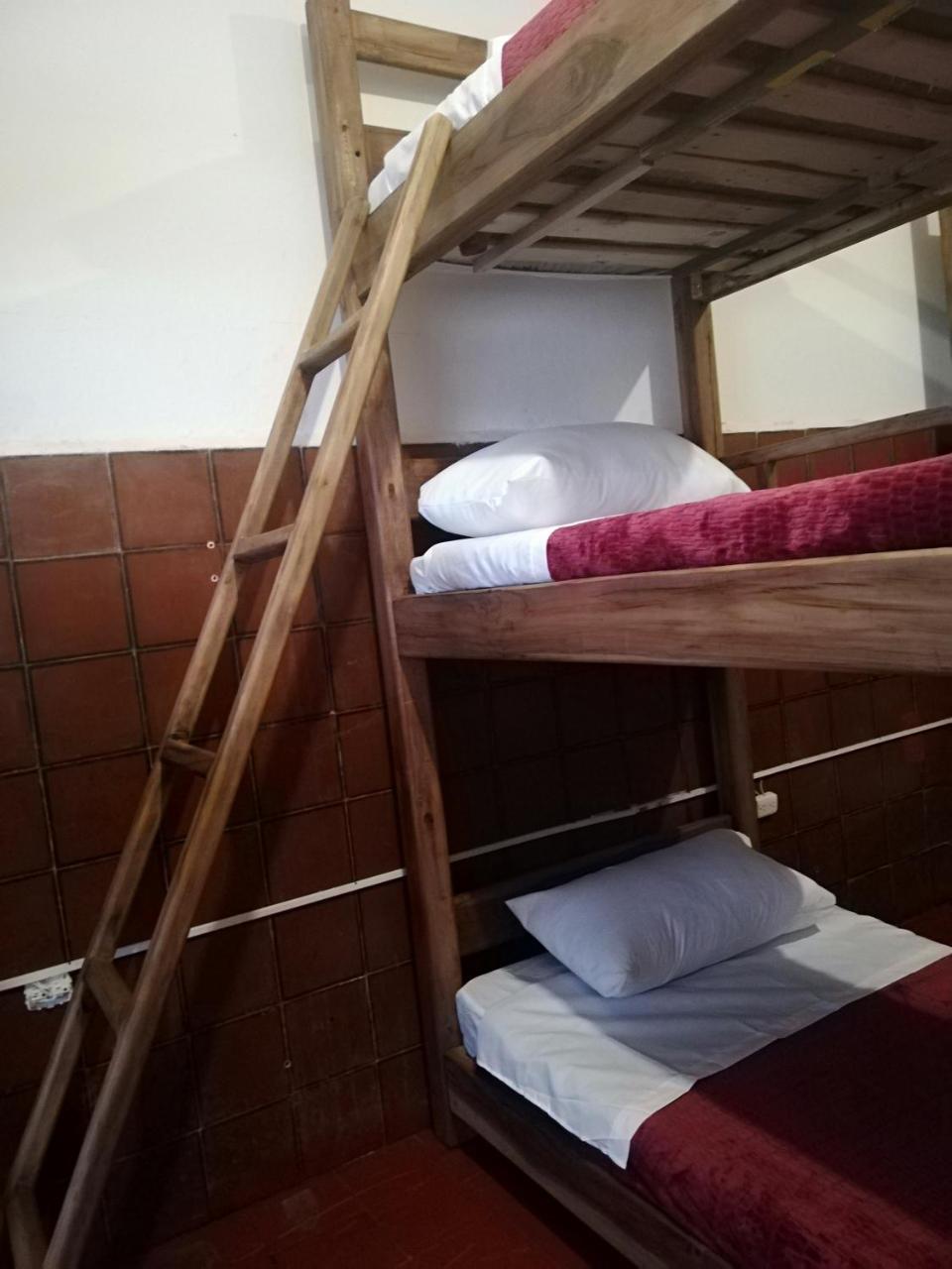 Cq Candelaria Hostal