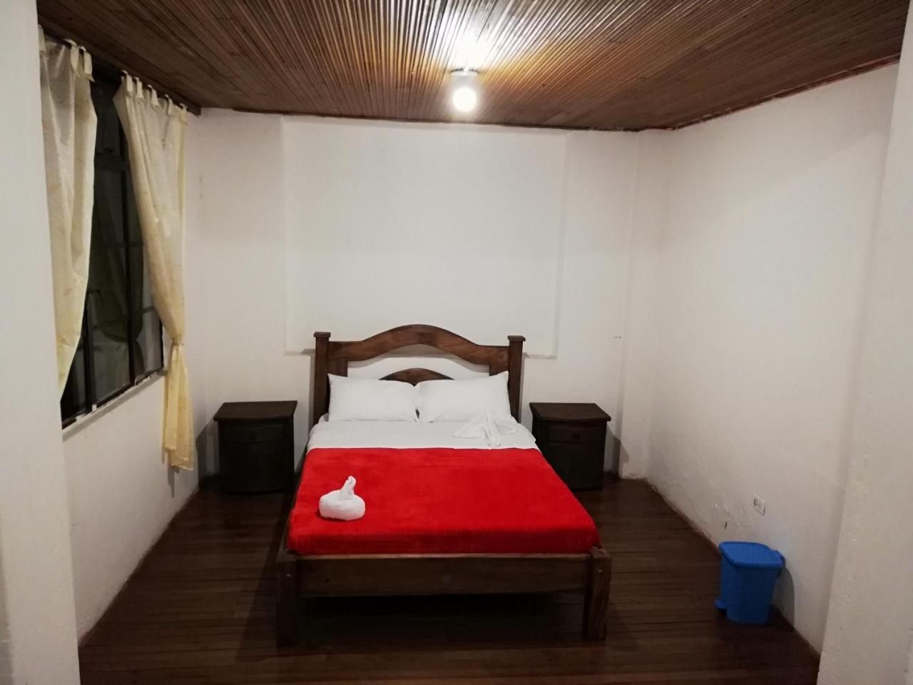 Hostal Cq Candelaria *