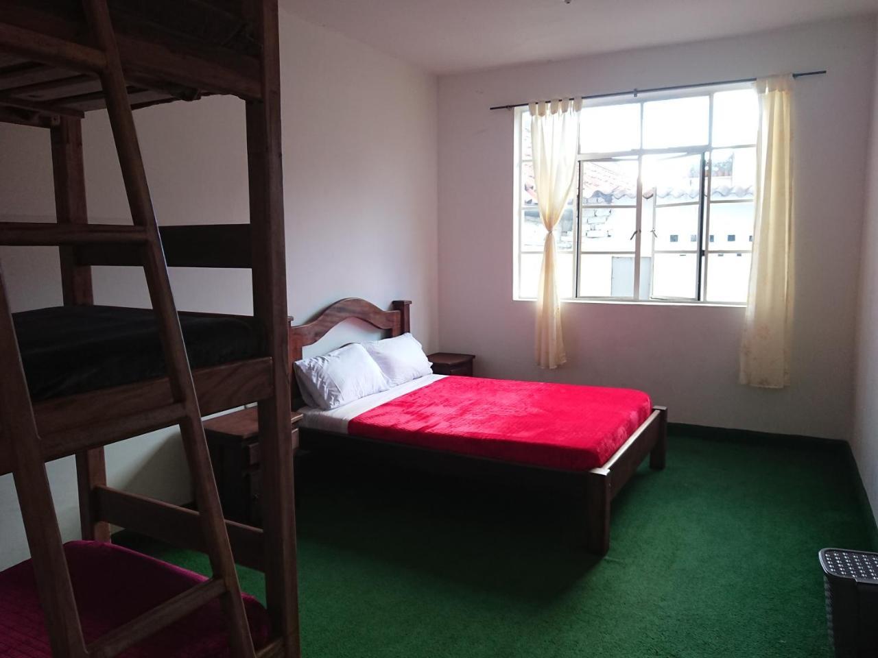 Hostal Cq Candelaria *