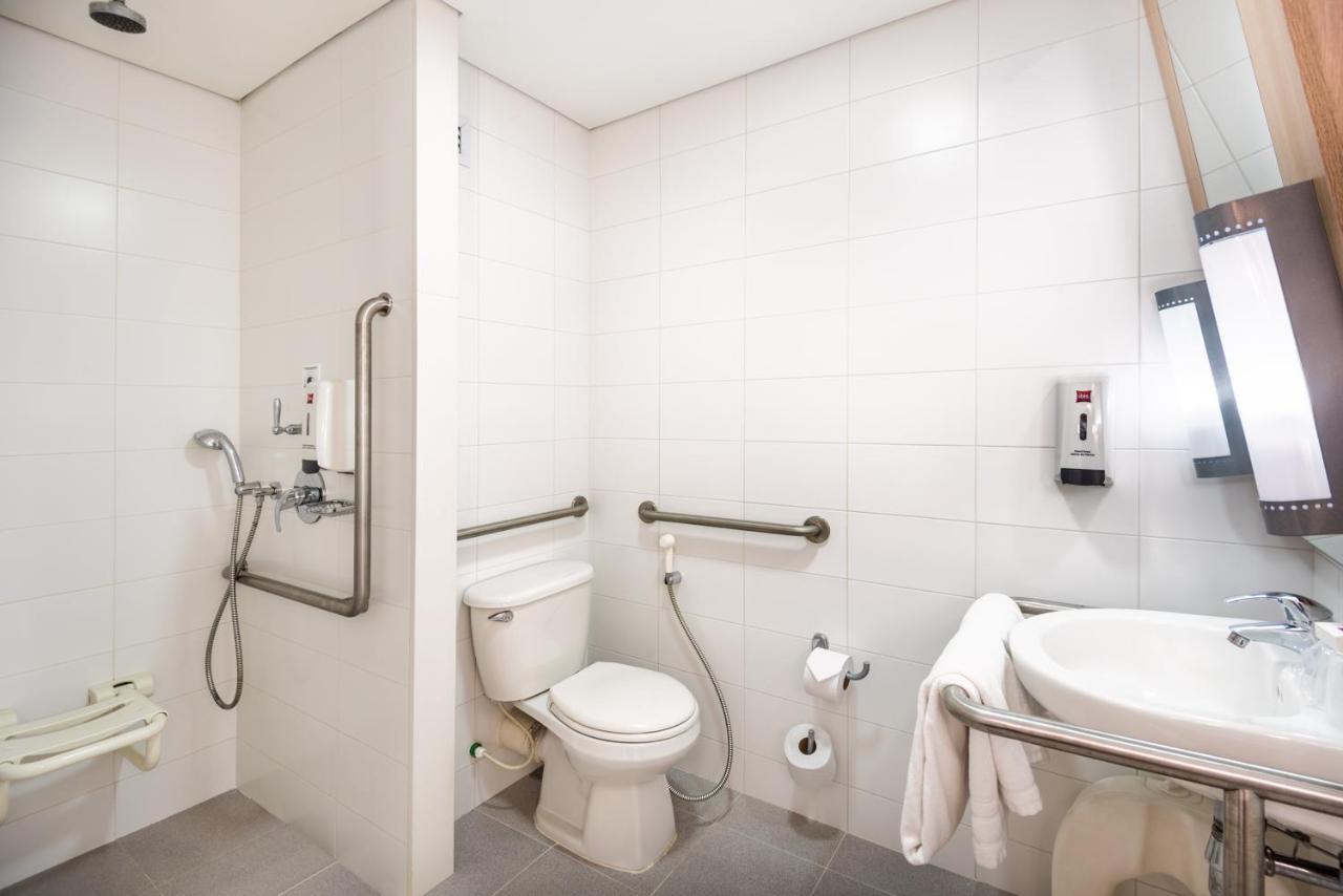 Hotel Ibis Museo 3*