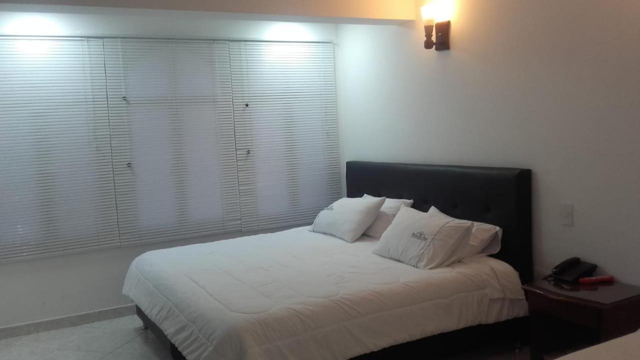 Hotel Parkway 4*