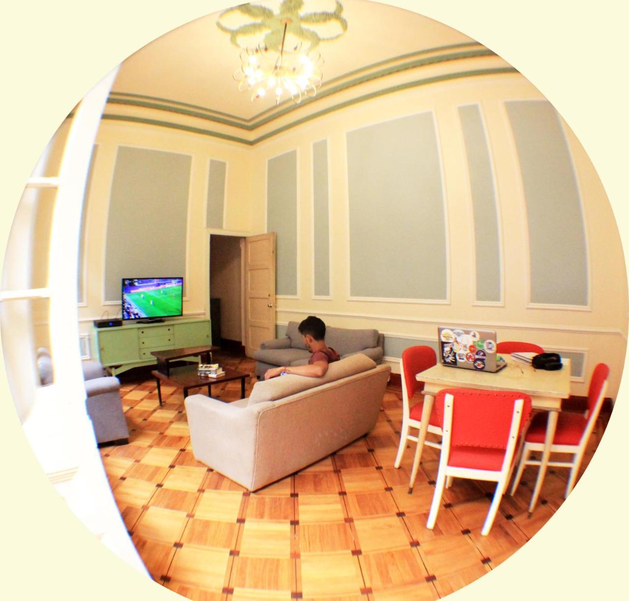 R10 Hostal Bogotá