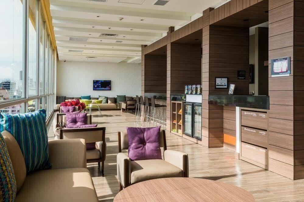 Hampton By Hilton Airport Hotel Bogotá