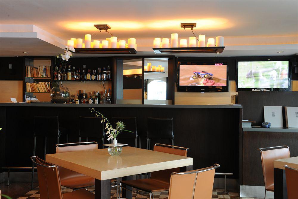 Four Seasons Hotel 5*
