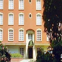 Hotel Nh Pavillon Royal 4*