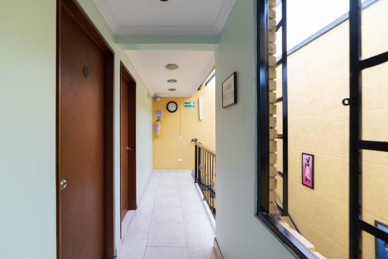 Ayenda 1042 Nuevo Normandía Hotel 2*